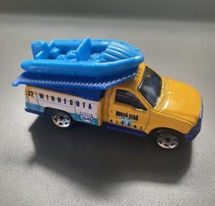 2001 Matchbox Ford F Series North Star Rescue Minnesota #32 Yellow