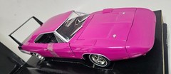 ERTL 1/18 1969 DODGE DAYTONA PANTHER PINK – 1 OF 500 with tool box