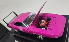 ERTL 1/18 1969 DODGE DAYTONA PANTHER PINK – 1 OF 500 with tool box