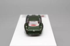 DMH 1:64 Aston Martin English Zagato with classic sports car DB4 GT resin model