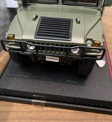 Vintage 1:18 Maisto Military Humvee Olive Drab Green in box w/accessories. 1998