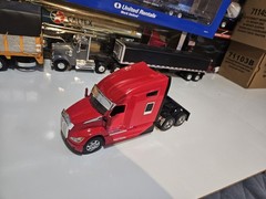 1/32 Scale Diecast Kenworth T680 NewRay Customized See Pic For Details