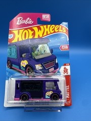 2026 Hot Wheels Barbie dream camper PURPLE