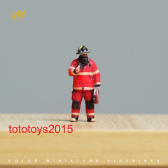 1/87 1/64 1/43 1/35 1/24 1/18 Male Firefighter Scene Minatures Figures Doll Toy