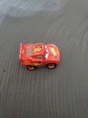 Disney Pixar Cars Mini Derby Racers Lightning McQueen