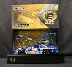 2005 Michael Waltrip #15 NAPA Auto Parts Blue Color Chrome 1/24 RCCA Elite Chevy