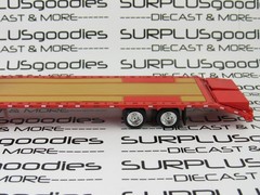 Auto World 1:64 Red 2019 CHEVROLET SILVERADO LTZ Z71 Pickup w/Gooseneck Trailer