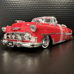 MINT 2001 Jada Street Low 1953 Chevy Bel Air Red 1/24 Lowrider Convertible Car