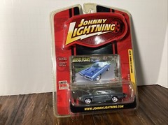 Johnny Lightning WHITE LIGHTNING Muscle Cars 1970 Dodge Super Bee R14 raw metal