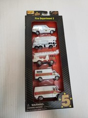1995 Maisto Fire Department 2 – 5 Star Series Diecast Vehicle 5-Pack
