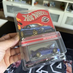 Hot Wheels Red Line Club 1997 Toyota Supra 1:64 Blue Diecast