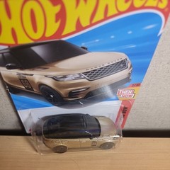 Hot Wheels 2025 Gold Range Rover Velar 122/250 Then and Now 2/10 – E Case