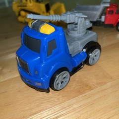 Construction Vehicles Lot Of 5 Plastic Cat Trucks Yellow, Dump Truck Sh60
