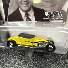 Hot Wheels Legends Robert E. Petersen 1927 T Roadster 1:64 Diecast Car