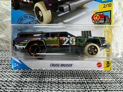 Hot Wheels HW Art Cars 2/10 Cruise Bruiser 66/250 Best For Truck Purple