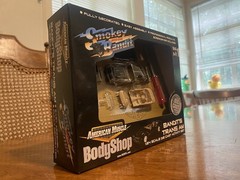Ertl American Muscle BodyShop Bandit’s Trans Am 1:64 Activity Set Smokey