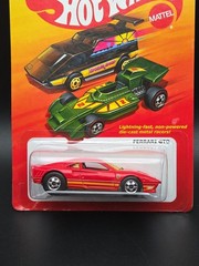 Hot Wheels The Hot Ones Ferrari GTO Red