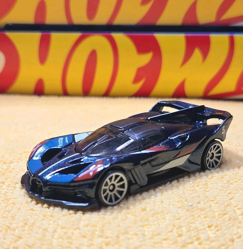 2025 Hot Wheels Bugatti Bolide Blue HW Starting Grid 1:64 Toy Race Car Loose