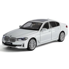 1:24 BMW 530Li Alloy Diecast Model Car – Luxury Sedan Collector Display