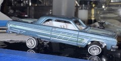 1/64 Lowrider Spoke Wheels With White Wall Tires and 2 Prong Knock Offs “NO CAR”