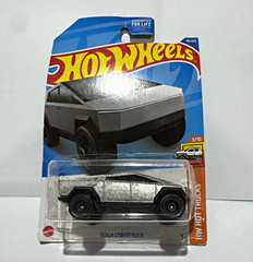 Hot Wheels Tesla Cybertruck HW Hot Trucks 3/10 1:64 Diecast Silver 2021 Unopened
