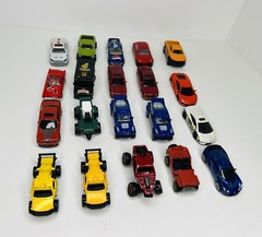 Lot of 20 Mixed Cars Matchbox/Maisto/Action/Fast Lane/& 3 Unknown Used