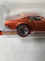 Hot Wheels Classics 1969 Corvette Spectraflame Orange Series 3 #22 of 30 (READ)
