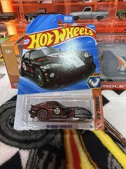 🔥 L Case Hot Wheels HW Torque ’96 Dodge Viper GTS Black Diecast 1:64 🔥
