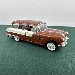 Road Champs 1955 Pontiac Safari 2-Door Wagon, Cream & Brown, 1:43, Nice