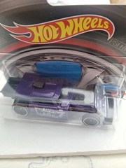 Hot Wheels – Lot of 3 Please See Photos NEW. J3