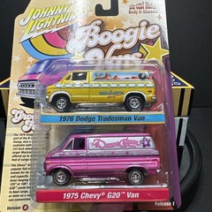 1/64 JOHNNY LIGHTNING 2 CAR SET BOOGIE VANS 1976 DODGE Tradesman 1975 Chevy G20