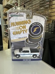 2018 DODGE RAM 2500 TRUCK GOODYEAR RUNNING ON EMPTY 1/64 DIECAST BY GREENLIGHT