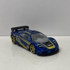 1995-1997 McLaren F1 GTR Collectible 1/64 Scale Diecast Diorama Model