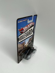 Lot of 5 Hot Wheels Boulevard Legends w RRs on 2011 card- Z 9