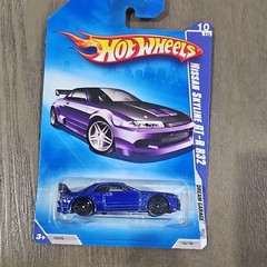 Hot Wheels Dream Garage Nissan Skyline GT-R R32 Blue 1:64 Diecast Unopened 2009
