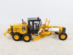 FIRST GEAR 50-3149 “US Forest Service” KOMATSU GD655 Grader w/Ripper 1/50