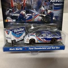 1998 Hot Wheels Pro Racing Pit Crew Mark Martin Ford Thunderbird & Tool Box