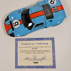 Revell Creative Masters 1:20 Ford GT40 #9 1968 Le Mans Winner w/ Box & COA
