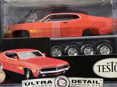 Testors 1970 FORD TORINO GT Orange 1:24 Ultra Detail Platinum Series Metal Model