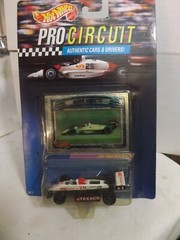 1993 Hotwheels Pro Circuit Mario Andretti Texaco # 2 Indy Car 1/64 Scaloe