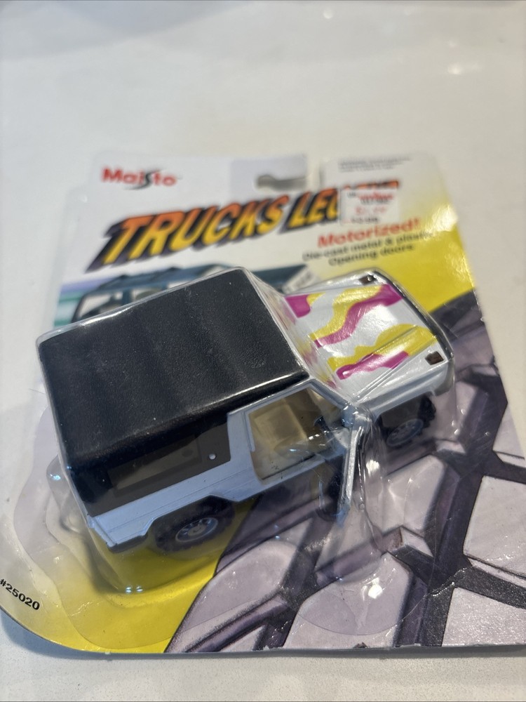 Maisto Trucks Legend Motorized ! Die Cast Metal & Plastic Opening Doors 1993 !!