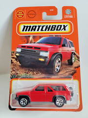 Matchbox 2024 MBX Off-Road 54/100 1985 Nissan Pathfinder Red