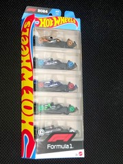 Hot Wheels 5-Pack Mattel Formula One F1 Diecast Cars 1:64 McLaren Red Bull ect..