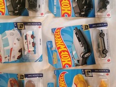 Hot Wheels HW Screen Time Lot KITT DeLorean Hello Kitty Star Wars Beatles
