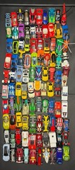 100 LOT DIECAST Metal Cars Trucks Vehicles Loose Hot Wheels Matchbox Bulk Varied
