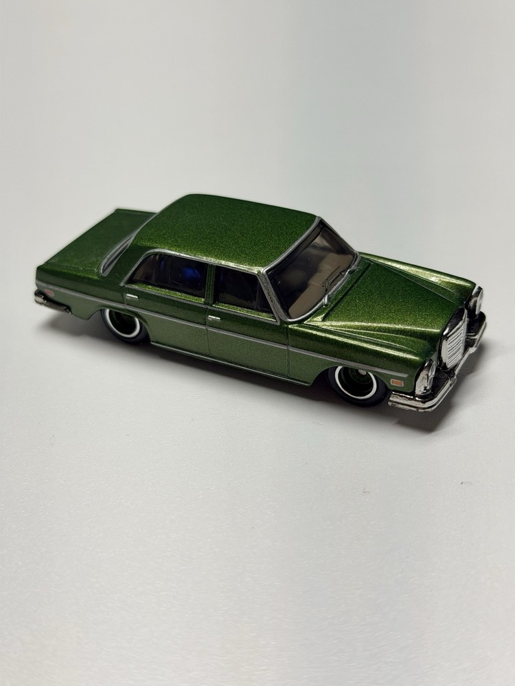 Hot Wheels Premium 2022 Car Culture Auto Strasse 72 Mercedes Benz 280 SEL Loose