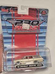 Maisto Pro Rodz 1962 Chevrolet Biscayne Wagon 1/64 Diecast