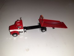 NIB 1/64 Custom Red Pete 385 Rollback Tow Truck SpecCast