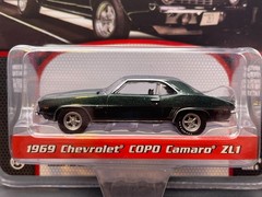 GREENLIGHT 1969 CHEVROLET COPO CAMARO ZL1 BARRET-JACKSON MINOR PACKAGE ISSUES