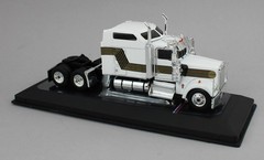 1:64 IXO Models *WHITE James Bond 007* Kenworth W900 Semi Truck NIB!